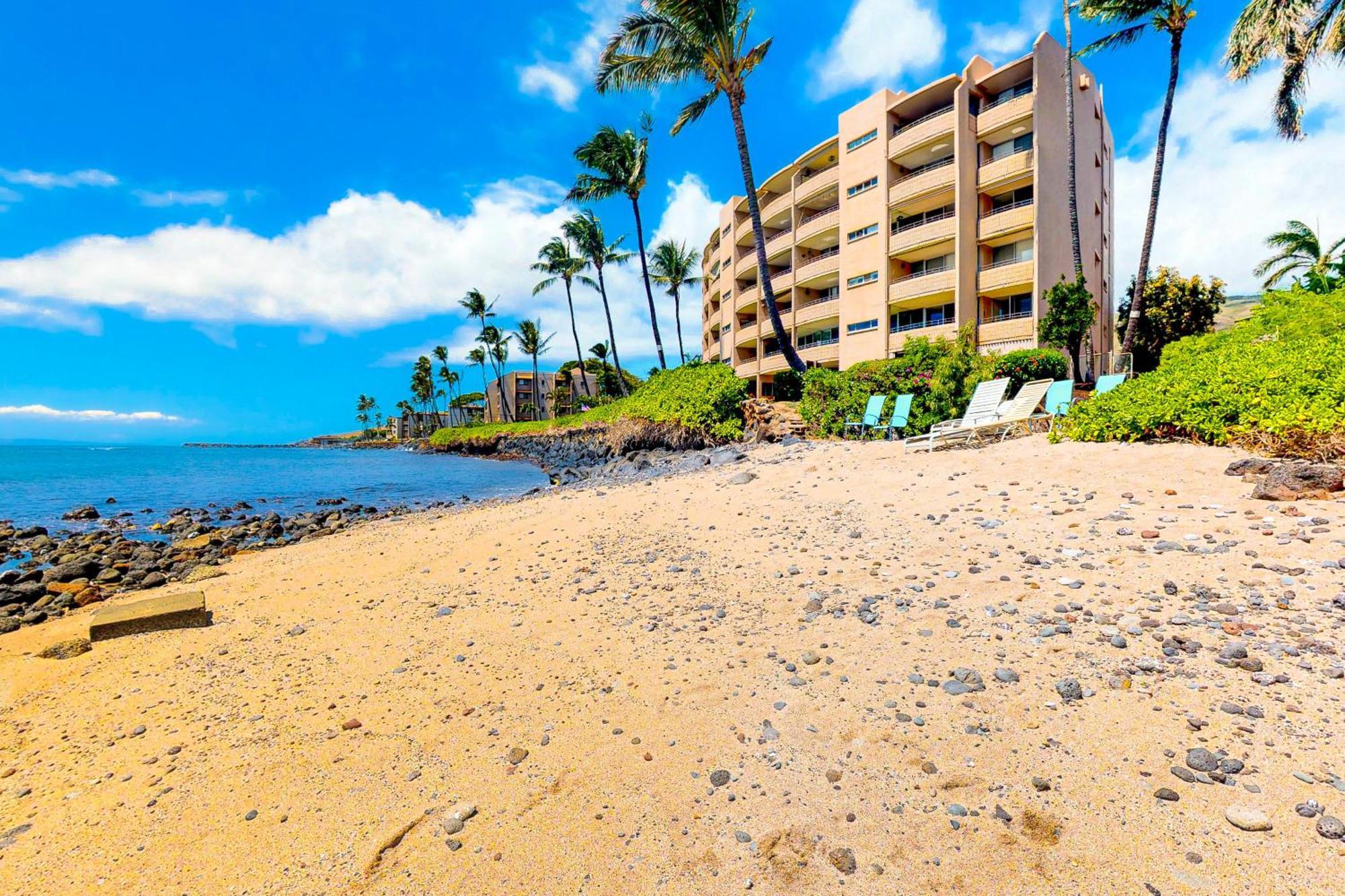 Island Sands Resort Maui Room photo