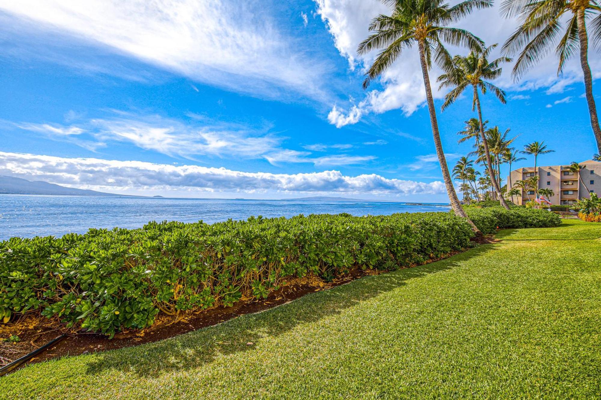 Island Sands Resort Maui Room photo