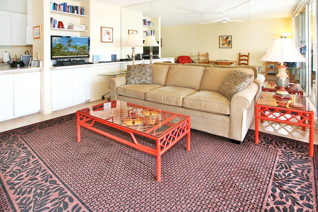 Island Sands Resort Maui Room photo